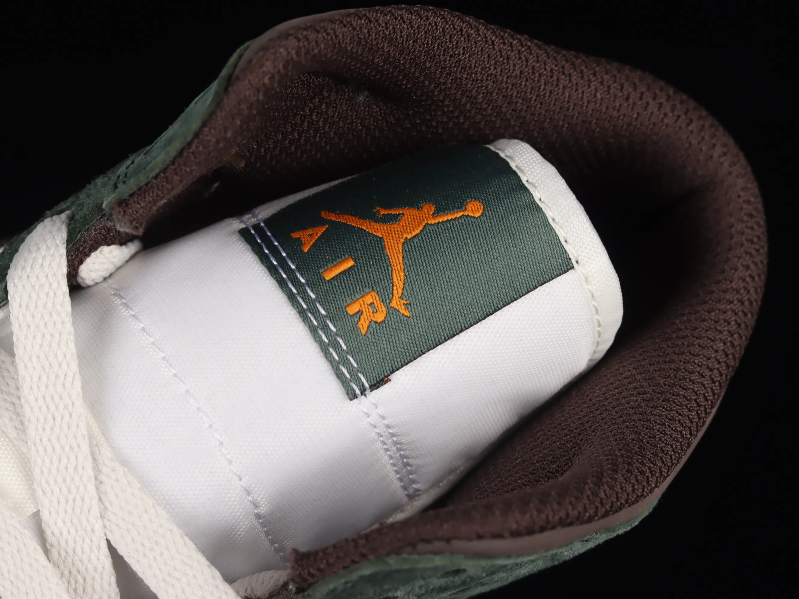 All categories Air Jordan Jordan series basketball shoes Air Jordan 1 Mid Air Jordan 1 Mid OG SP AJ1 Joe 1 customized mid-top basketball shoes 554766-002